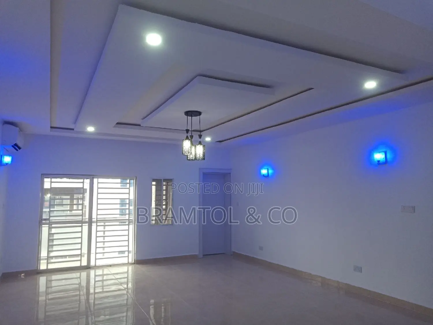 3bdrm Block of Flats in With Bq, Abuja (FCT) for rent