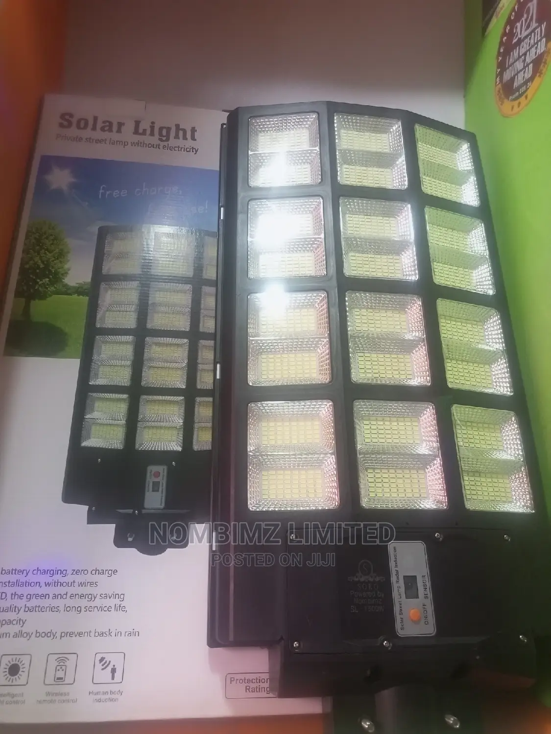 New Upgrade 1500w All in One SOKO SOLAR Street Light