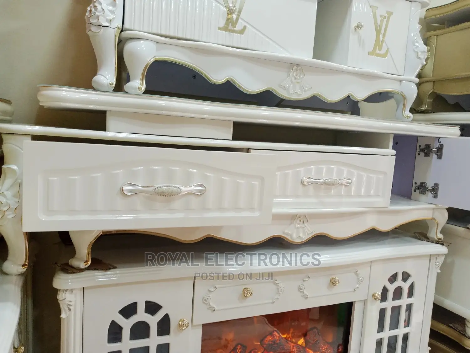 Authentic Royal(1.5meter) TV Stand With Drawer