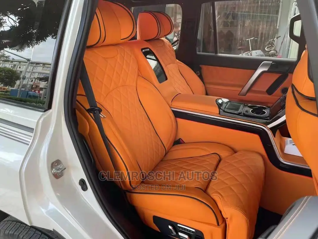 High Quality Certified Complete VIP Seats Toyota Landcruiser