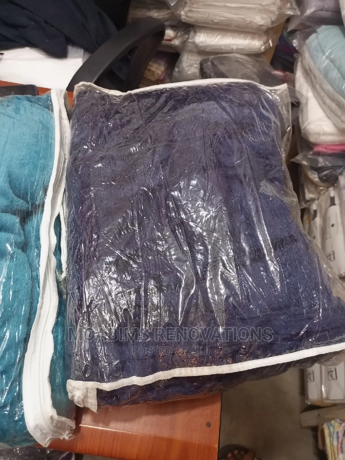 Beautiful Velvet Throw Blanket for Chairs and Body Covering