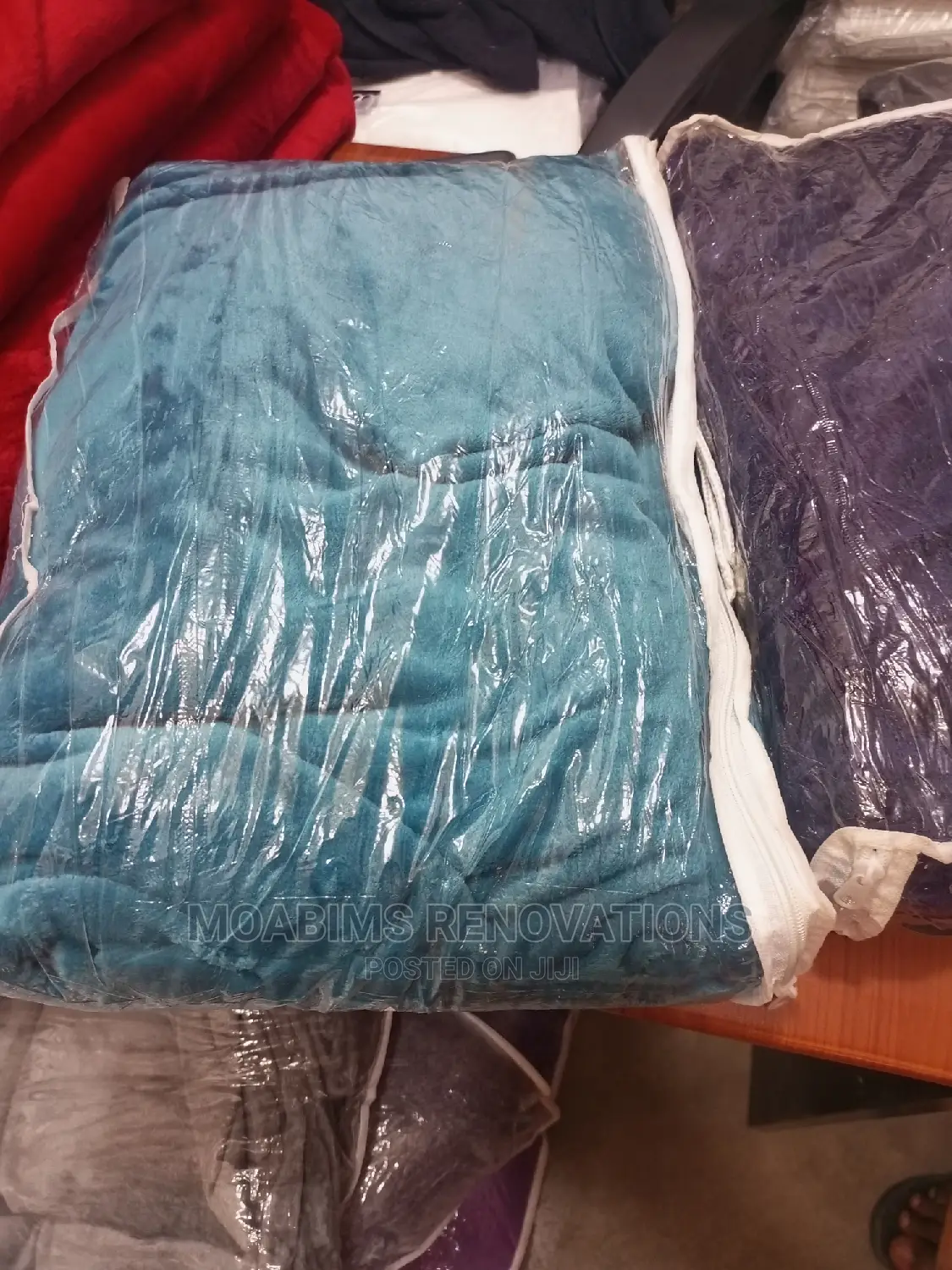 Beautiful Velvet Throw Blanket for Chairs and Body Covering