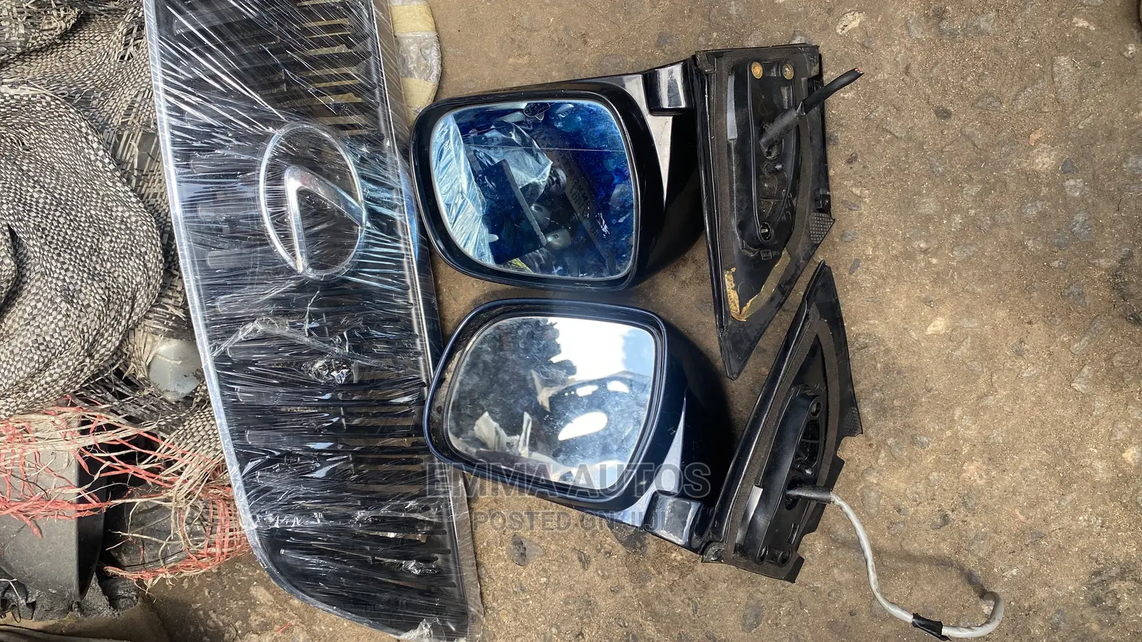 Side Mirror Rx 330 Available