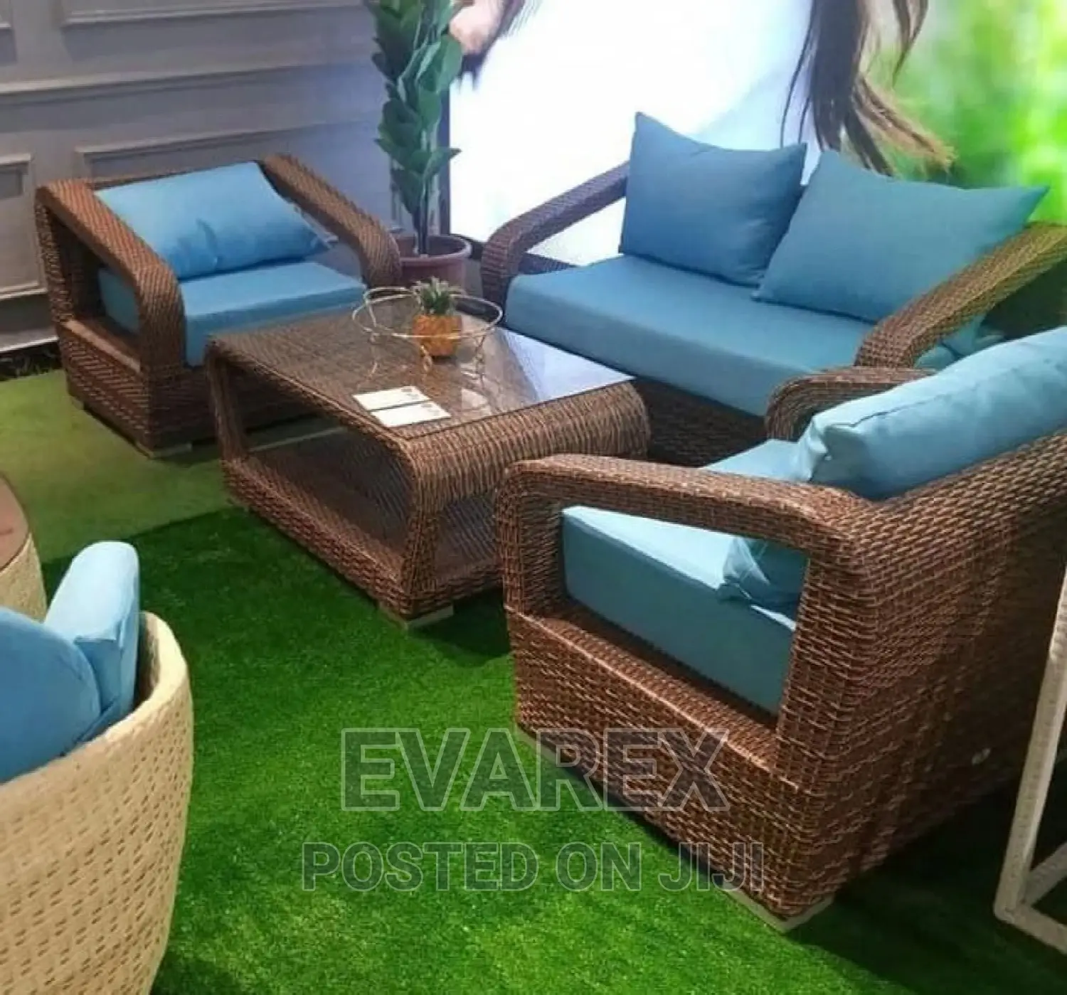 Executive Outdoor/Garden Chair Set With Table