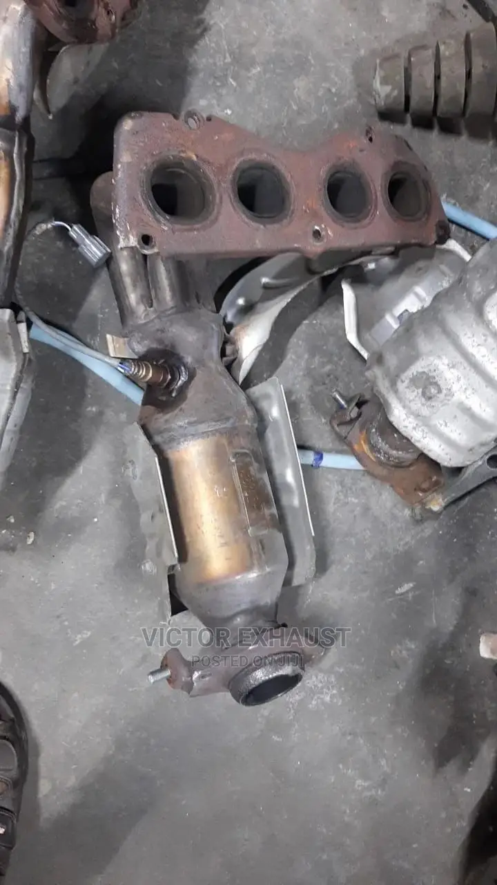Engine Catalytic Converter Toyota Camry 2015 Model
