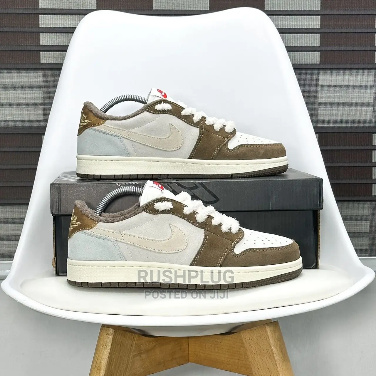 Jordan 1 Low Og “Year of the Rabbit” Sneakers