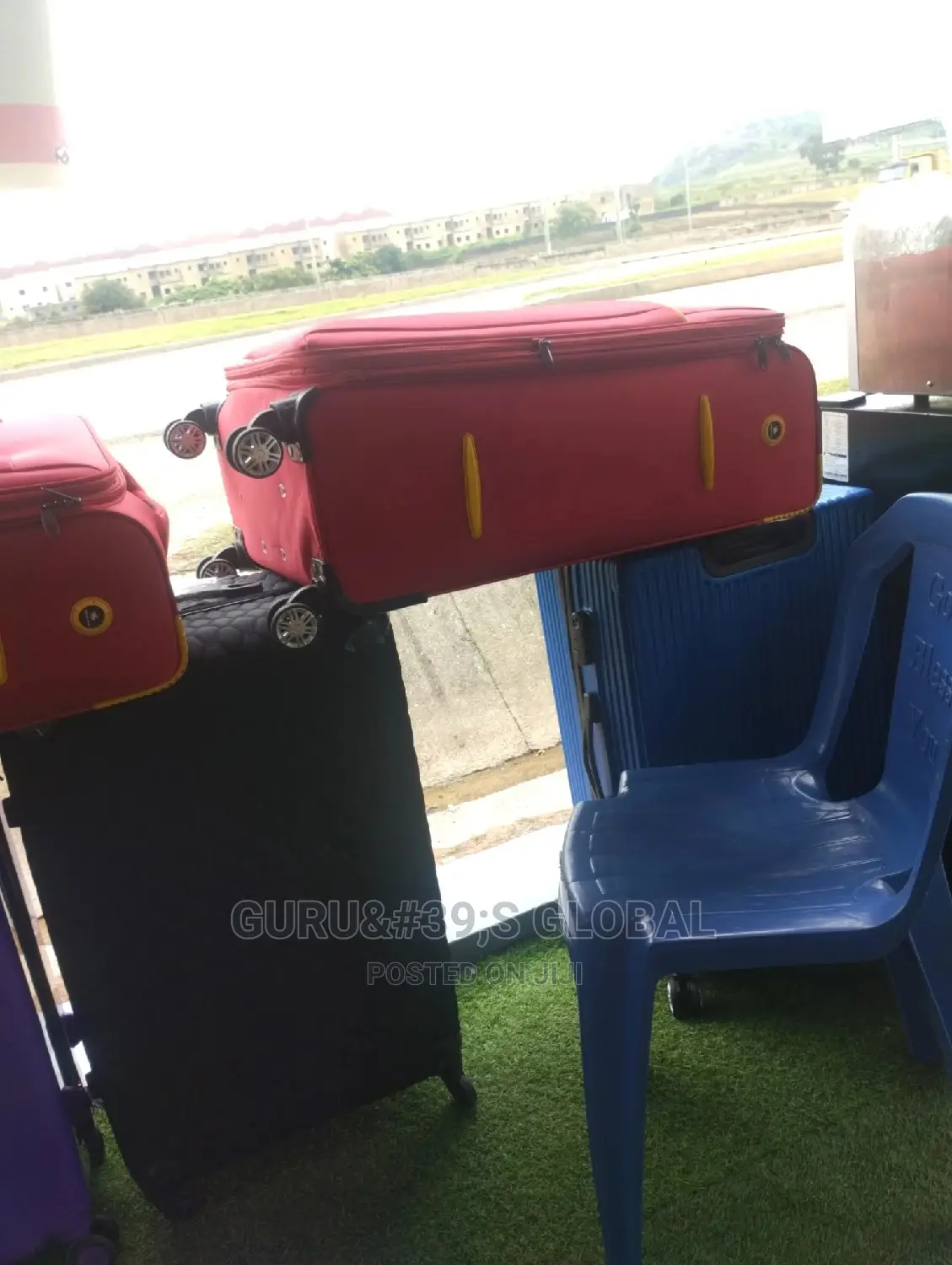 Top-Notch Traveling Bags of All Designs Available for Sale