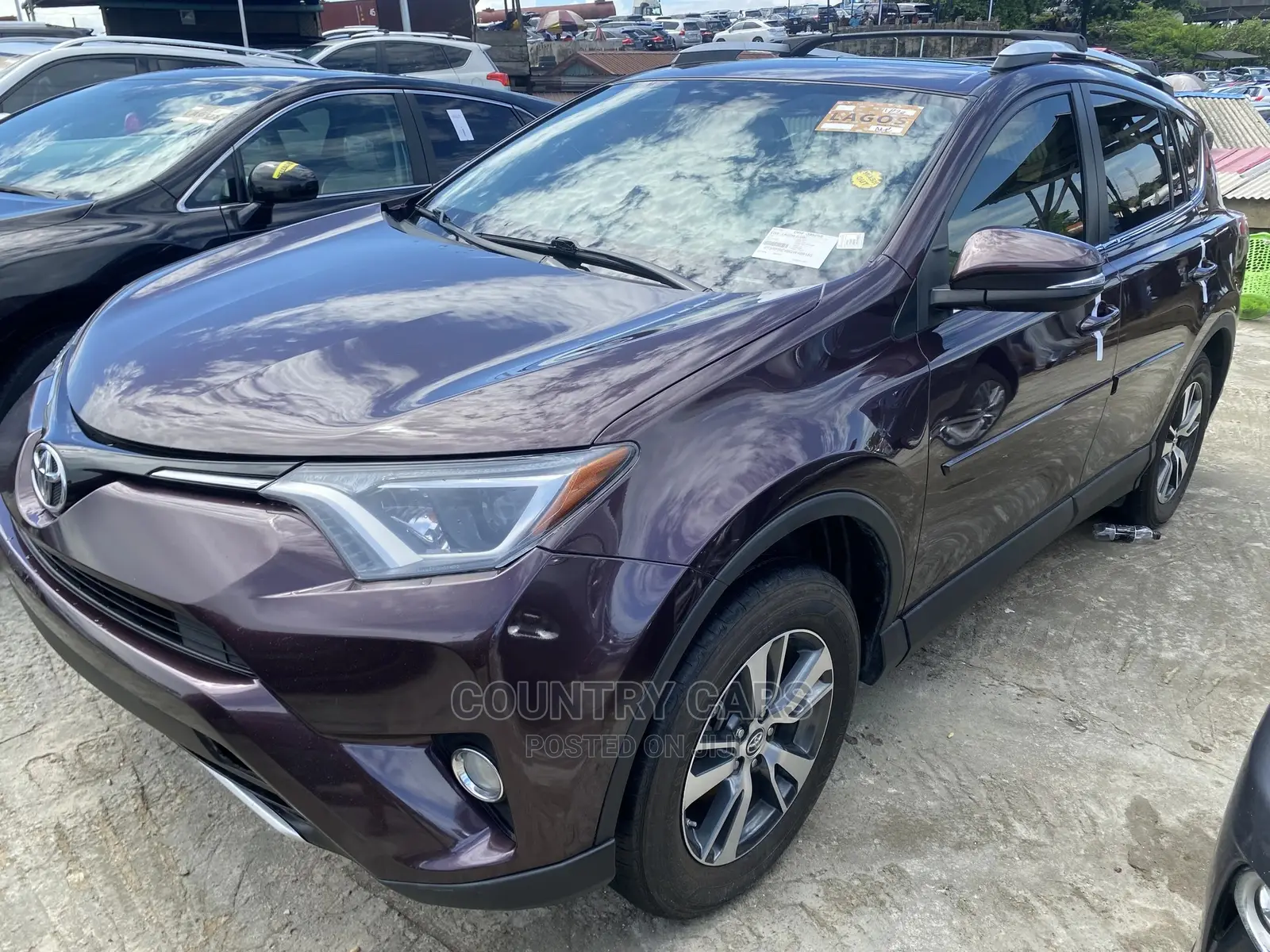 Toyota RAV4 XLE AWD (2.5L 4cyl 6A) 2016 Purple