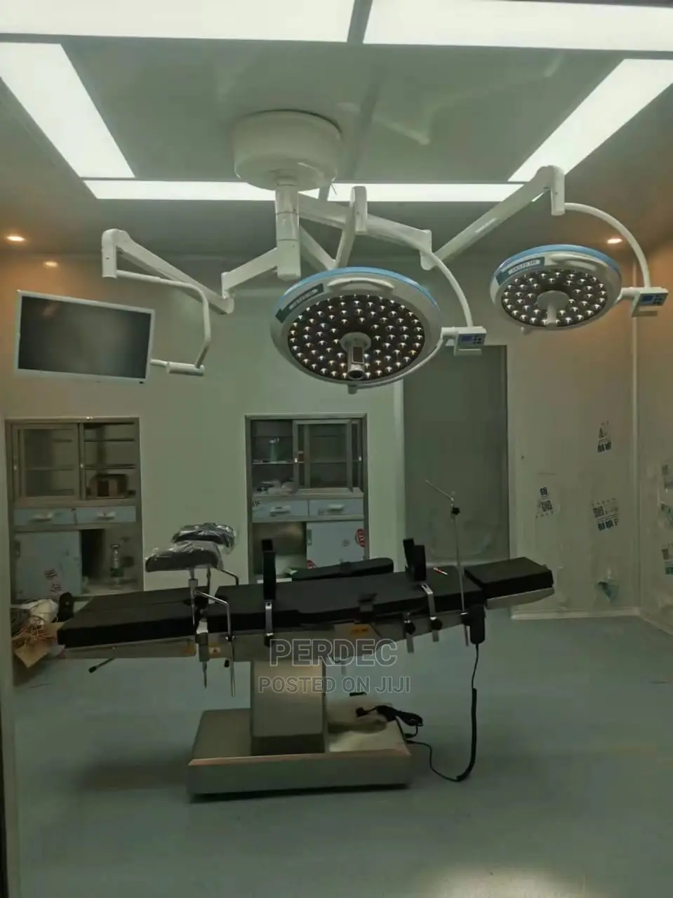 LED Operation Theatre Light With Camera
