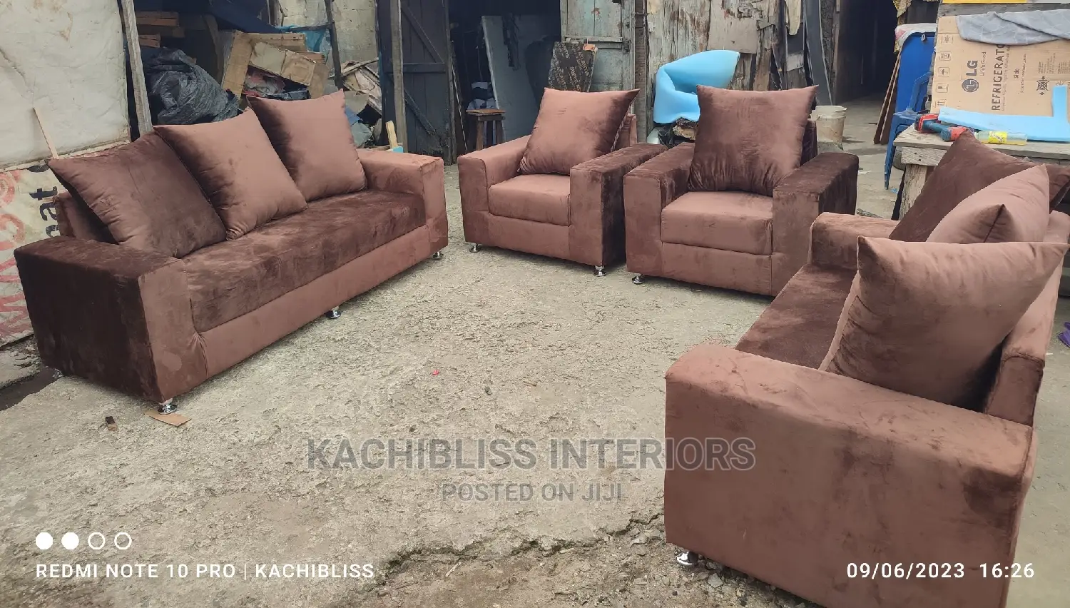 7 Seater Chair
