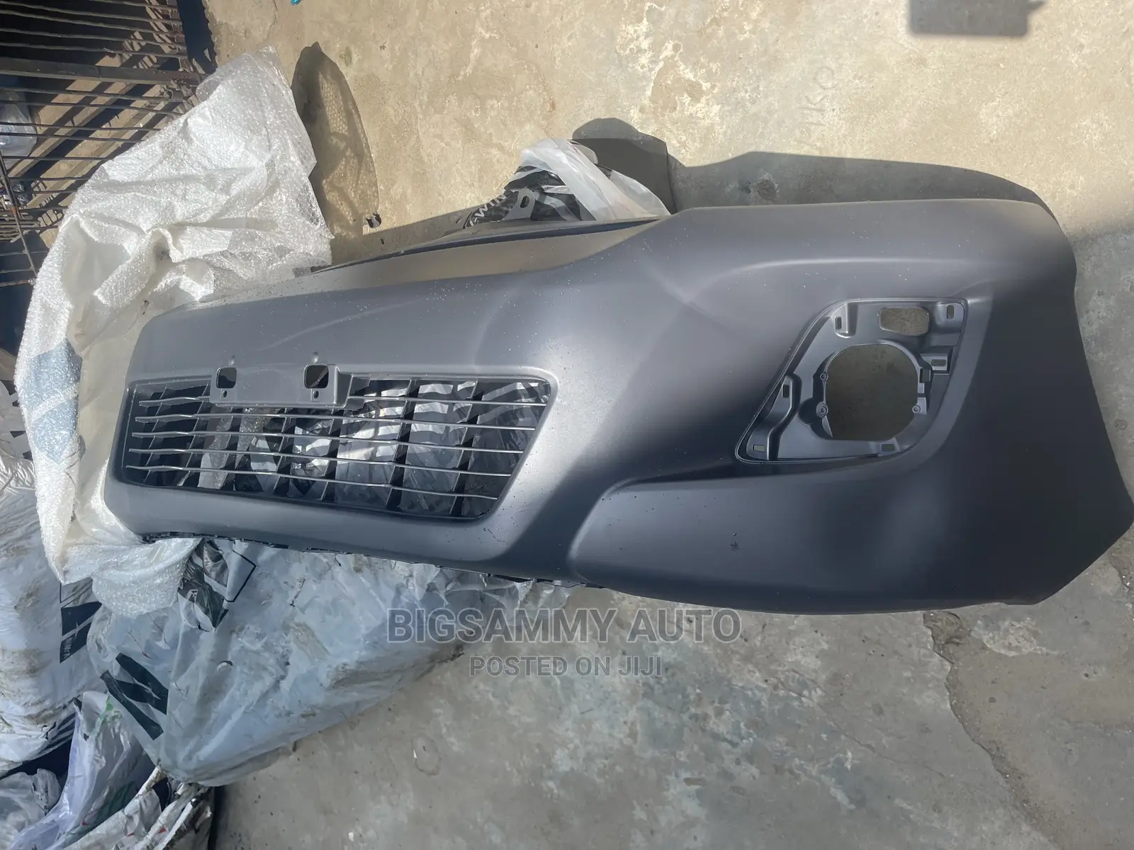 Hilux 2017 Front Bumper ( TRD )