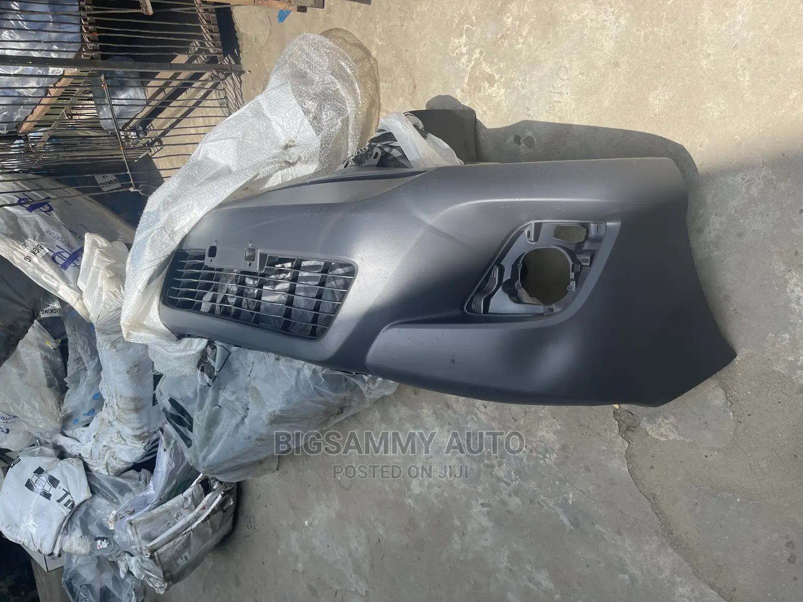 Hilux 2017 Front Bumper ( TRD )
