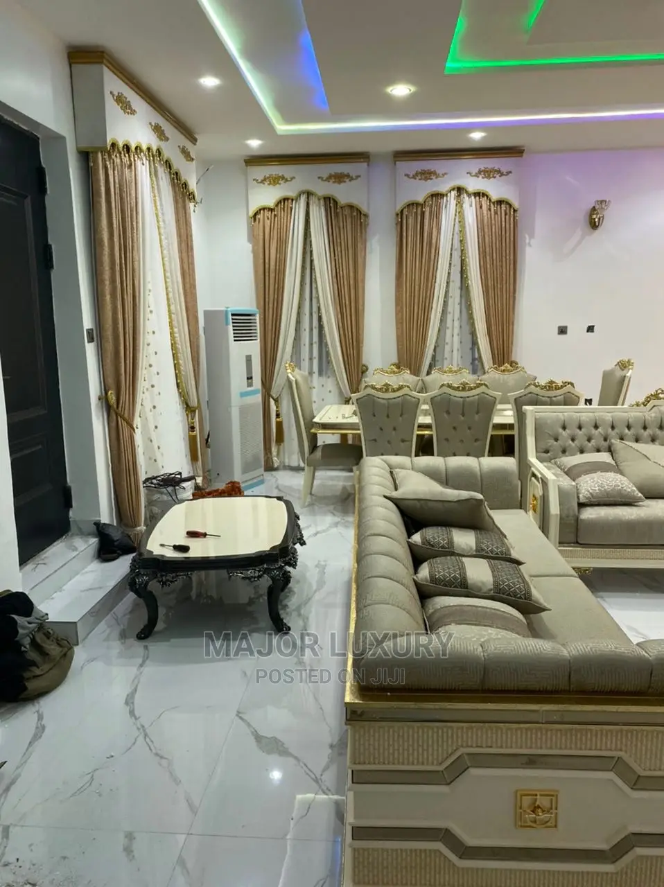 Turkey Curtains and Board Design Higher Grade