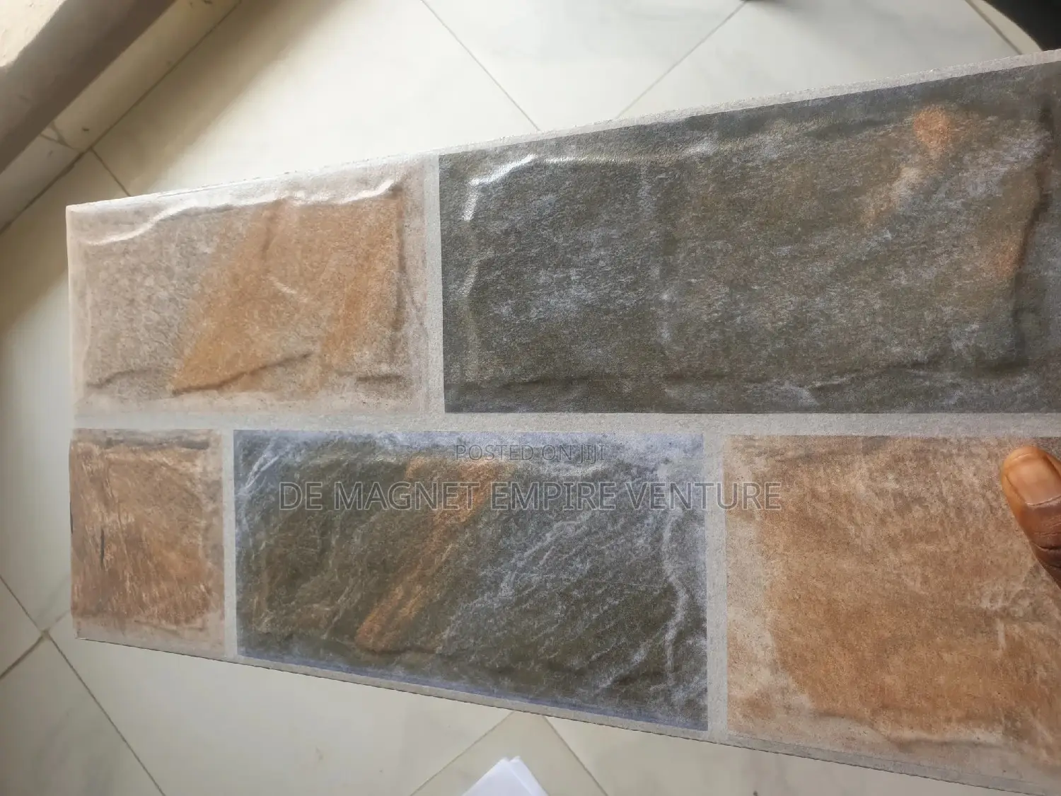 Crack Tiles for Walls