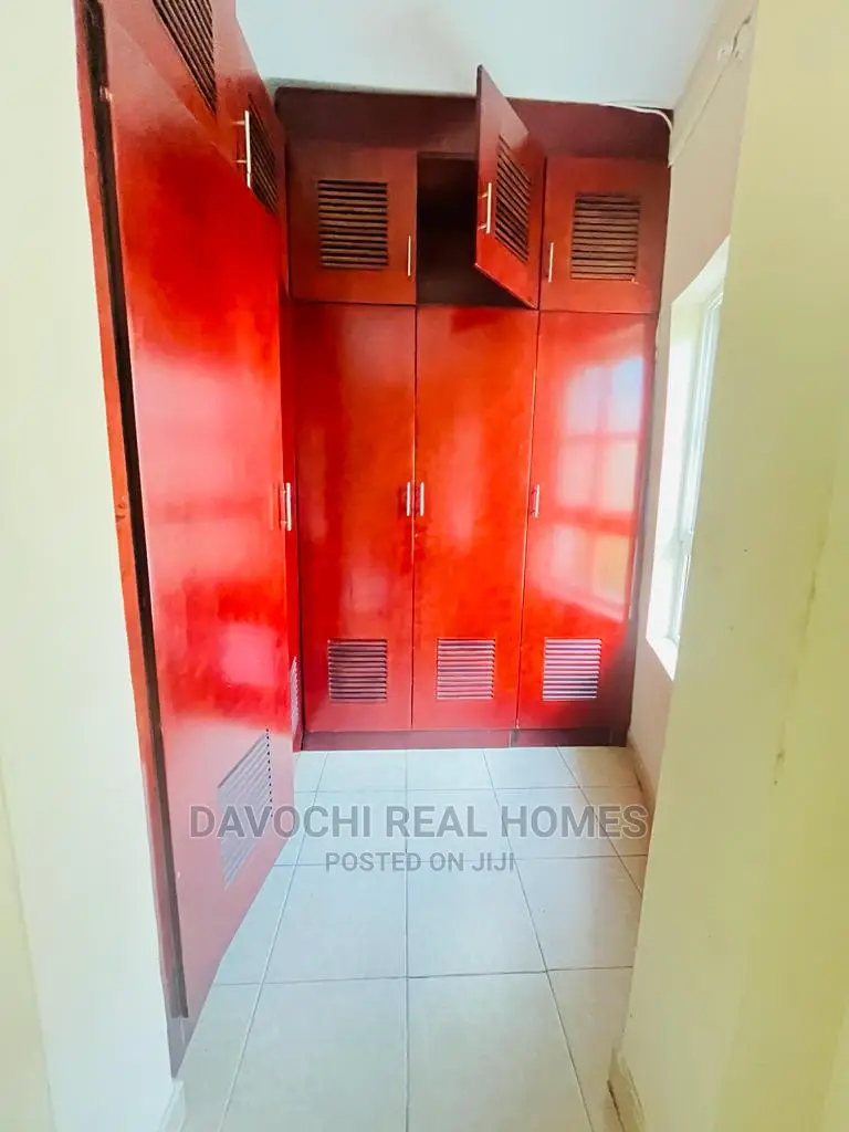 3bdrm Apartment in Chevron Drive, Lekki for rent