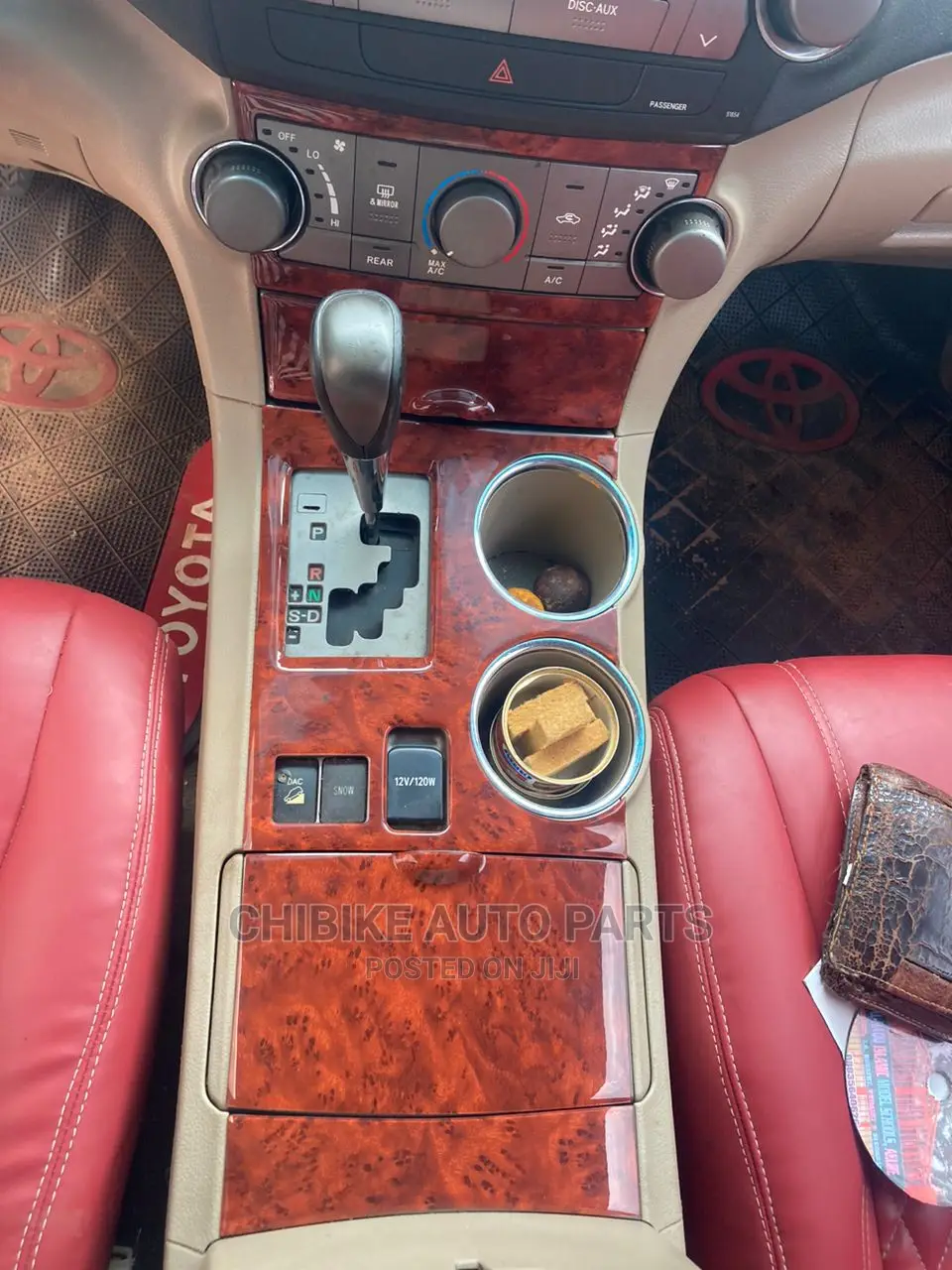 Highlander Interior Formica