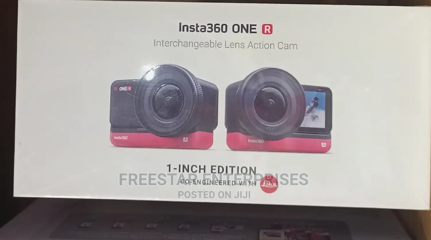 The Insta360 ONE R Action Camera.