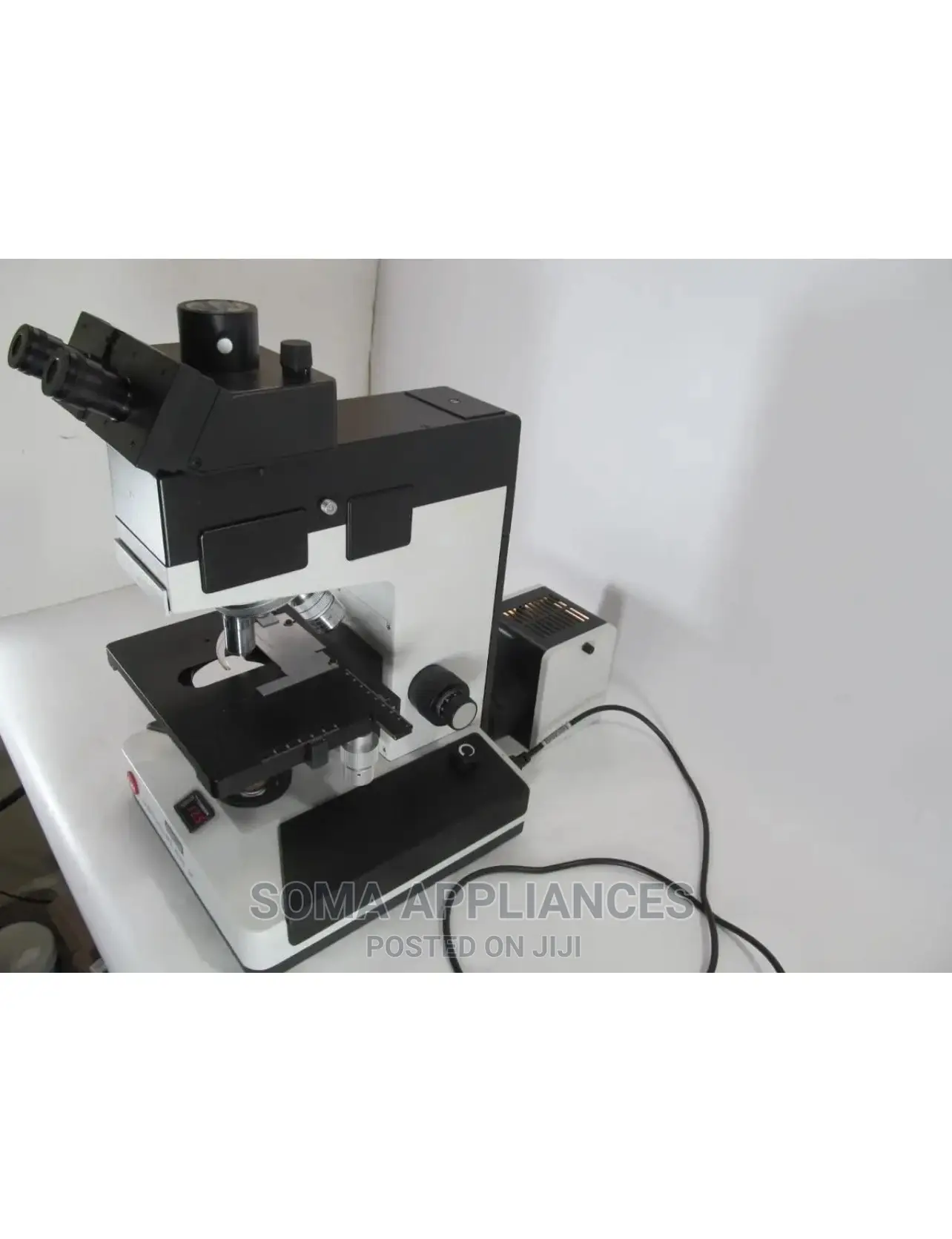 Eu Used Ernst Leitz Diaplan Microscope With 5x Objectives