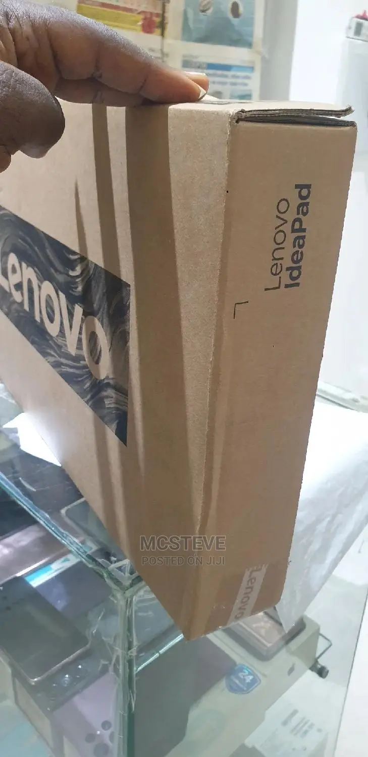 New Laptop Lenovo Flex 5 8GB Intel Core I5 SSD 512GB