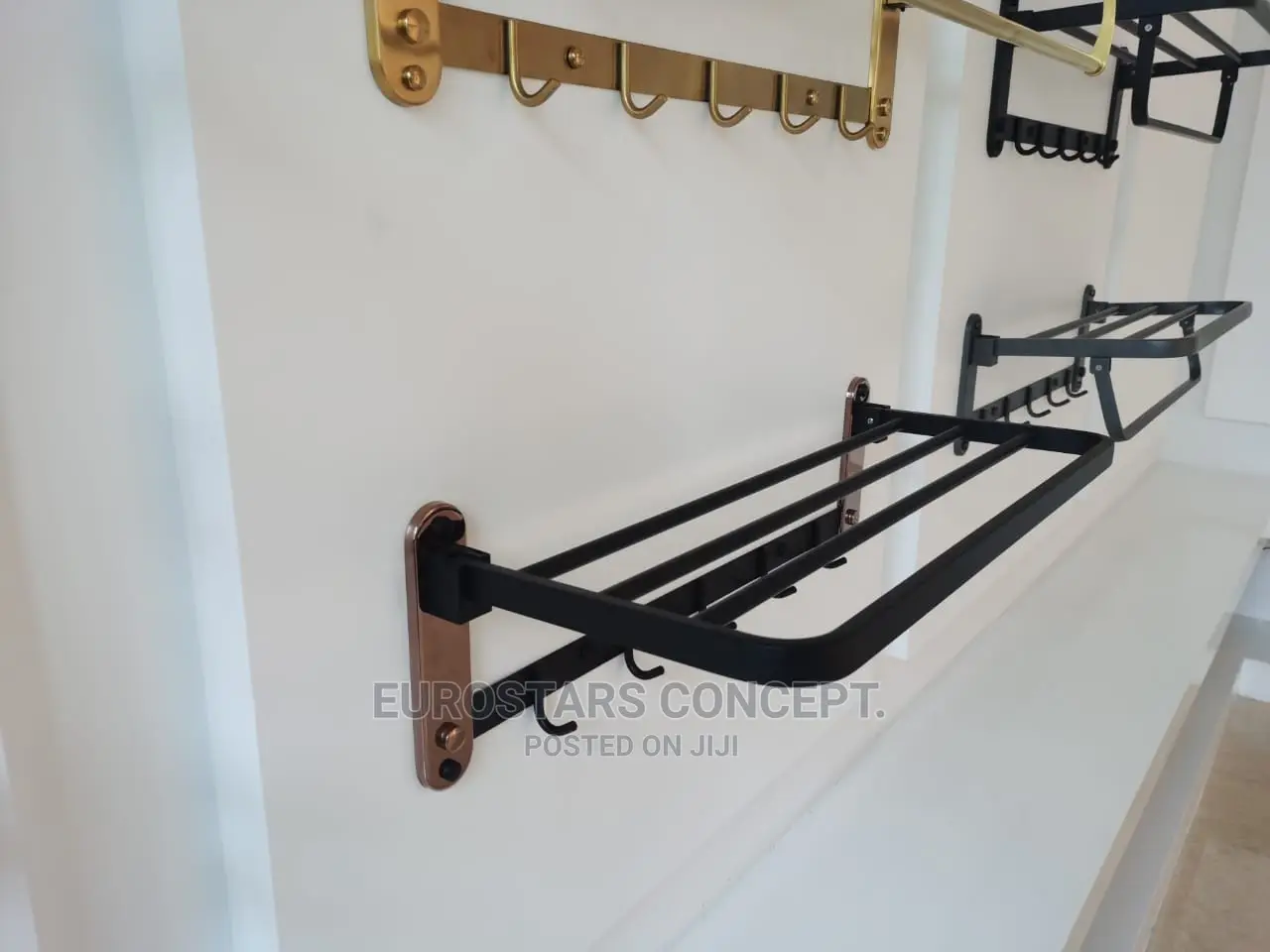 Muitiple Black Towel Hanger