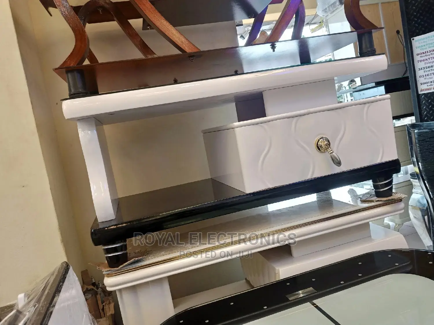 Stylish Design Imported Center Table With Drawer