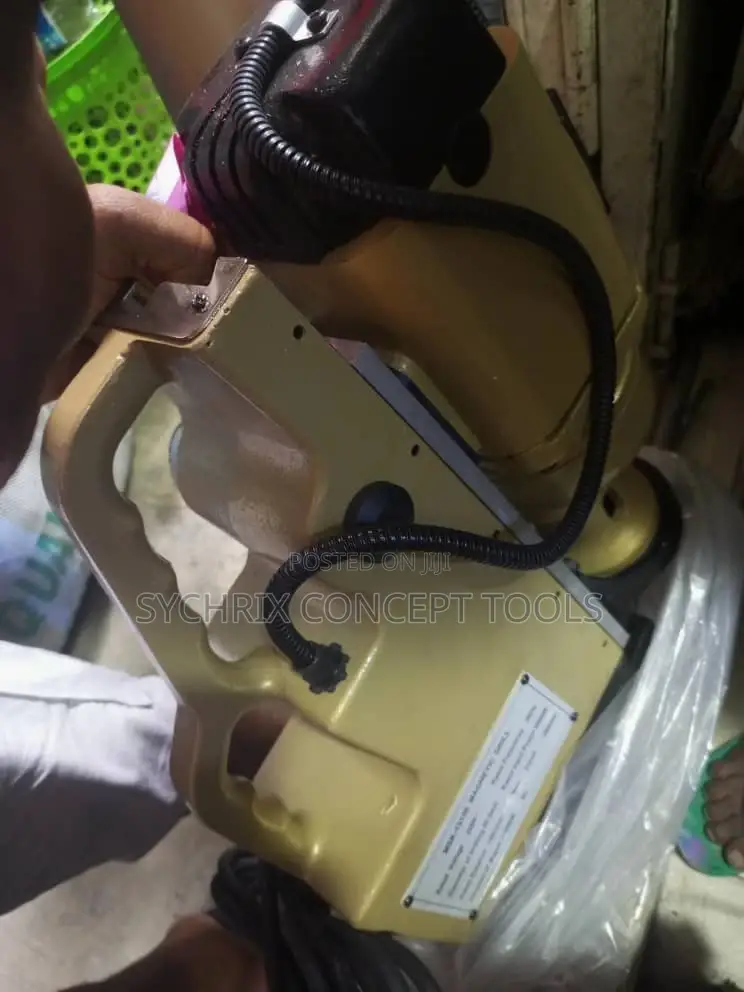 Electric Magnetic Drilling Machine