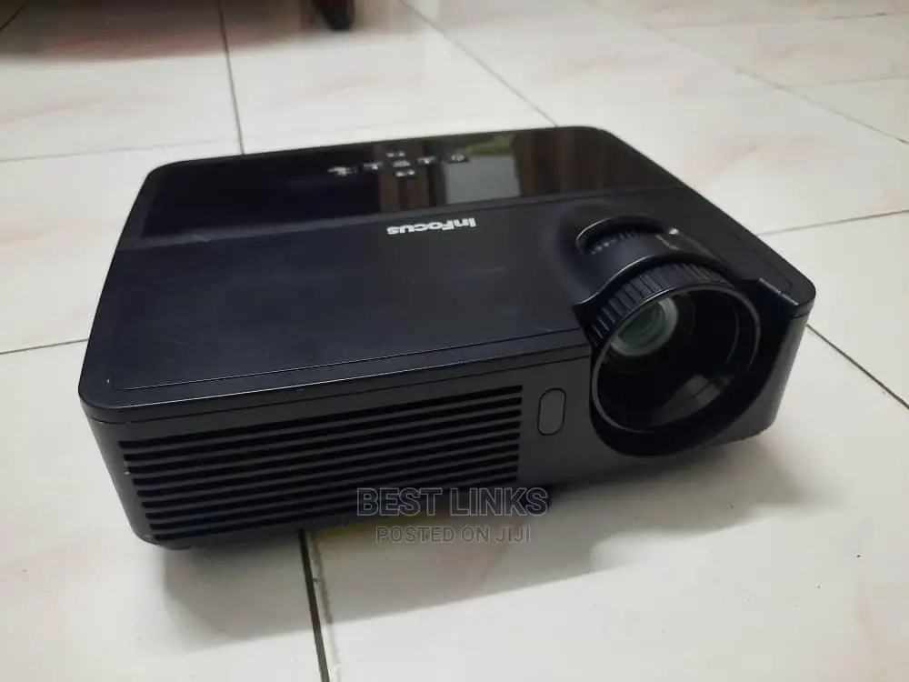Epson Projector Available With High Lumens 3000