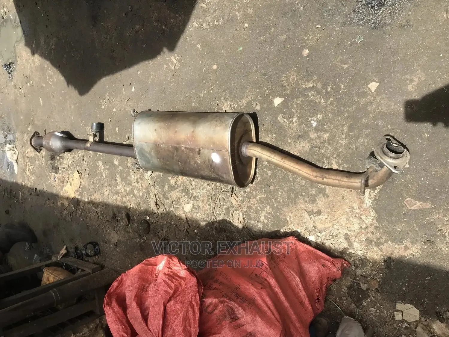 Complete Centre Catalyst Toyota Highlander 2009 Model
