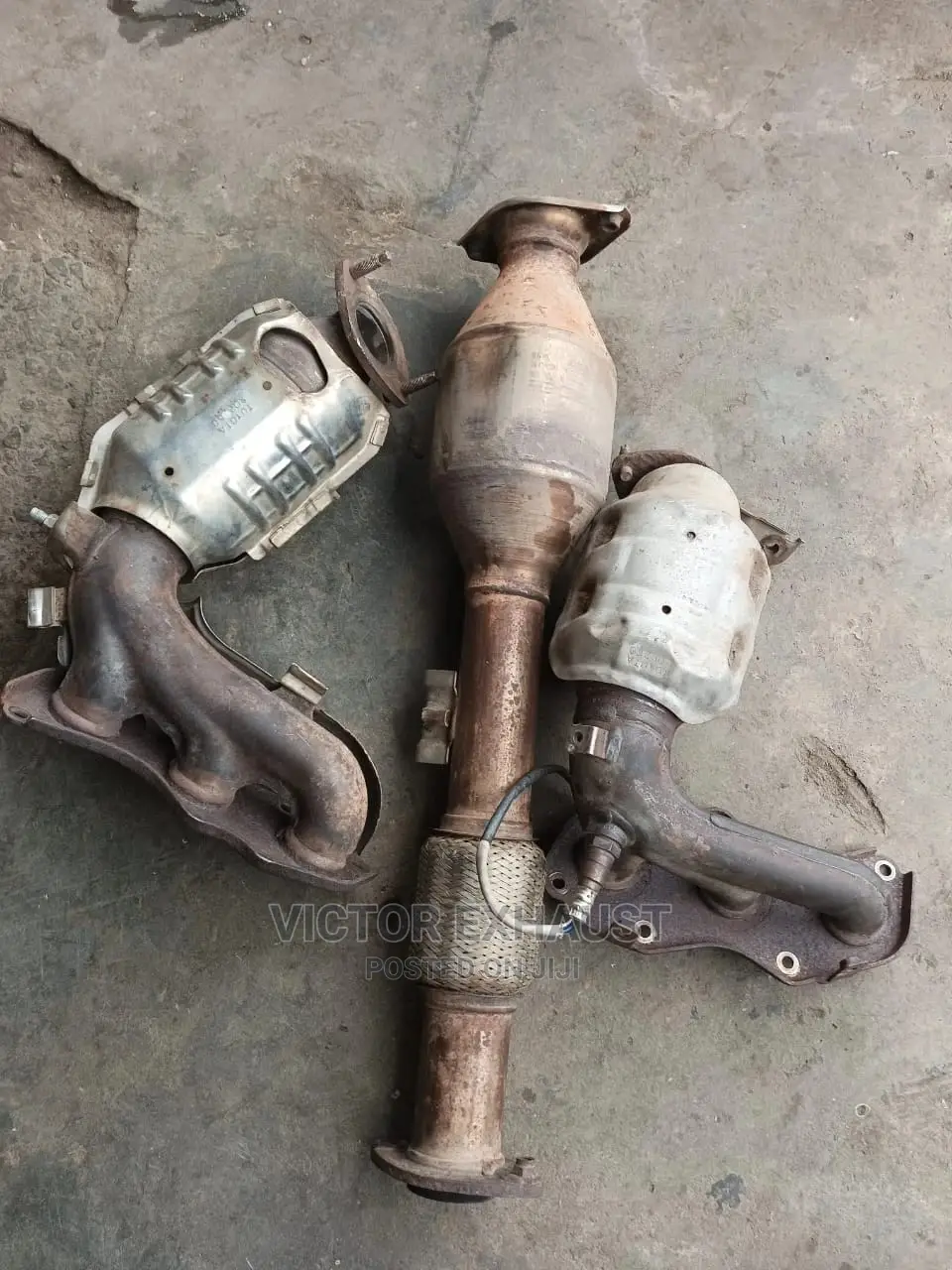 Complete Catalyst Converter Toyota Highlander 2015 Model