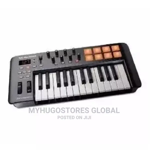 M-Audio USB MIDI Keyboard Controller - Oxygen 25 IV