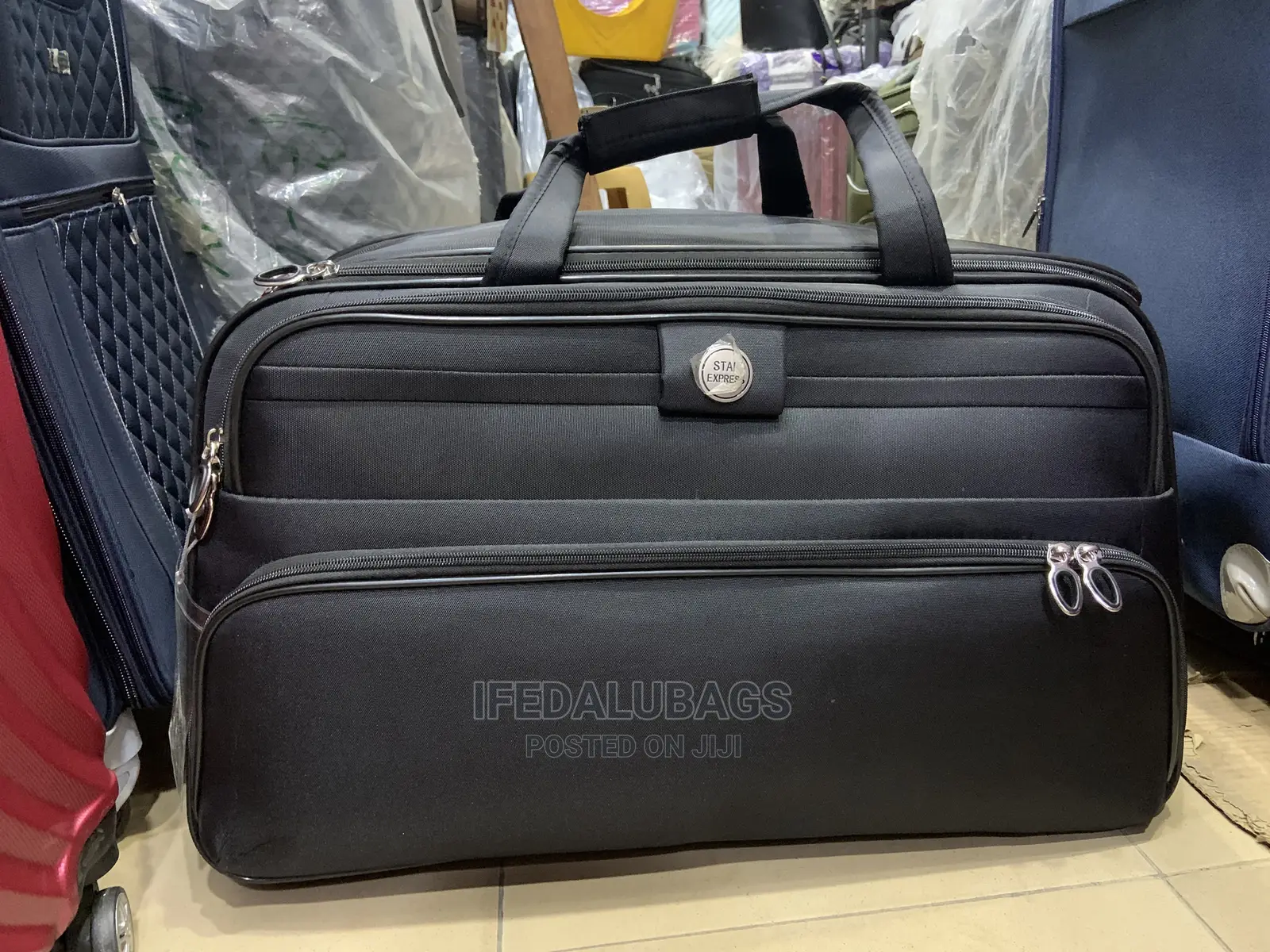Big Size Quality Traveling Bag With Wheels