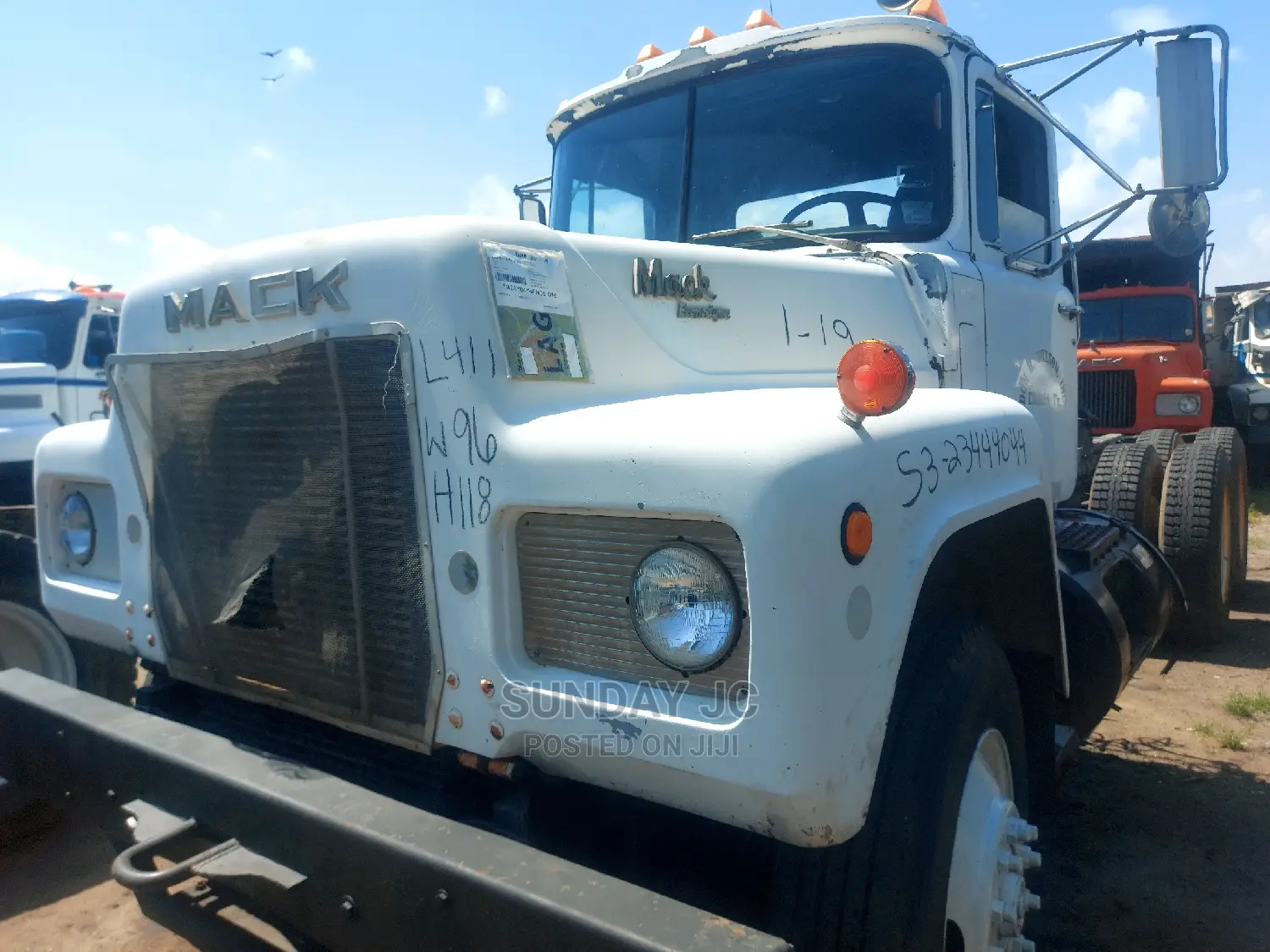 Tokunbo Ten Bolts Rim R Model Mack Ten Tyres Head Truck
