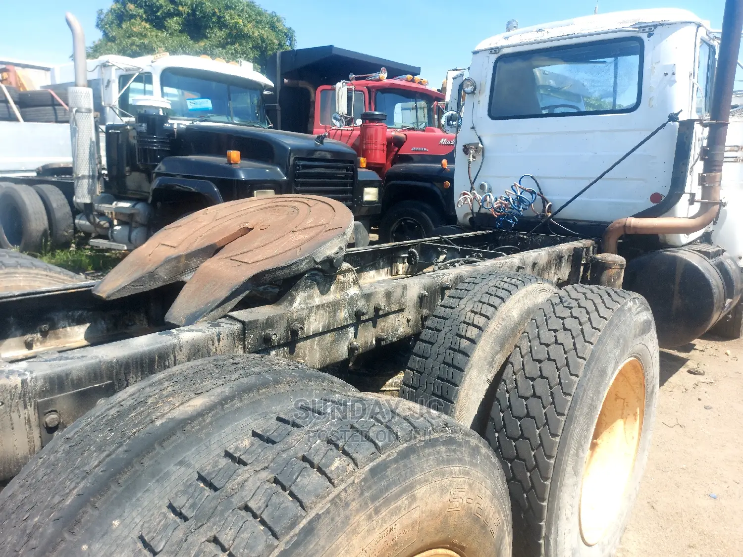 Tokunbo Ten Bolts Rim R Model Mack Ten Tyres Head Truck
