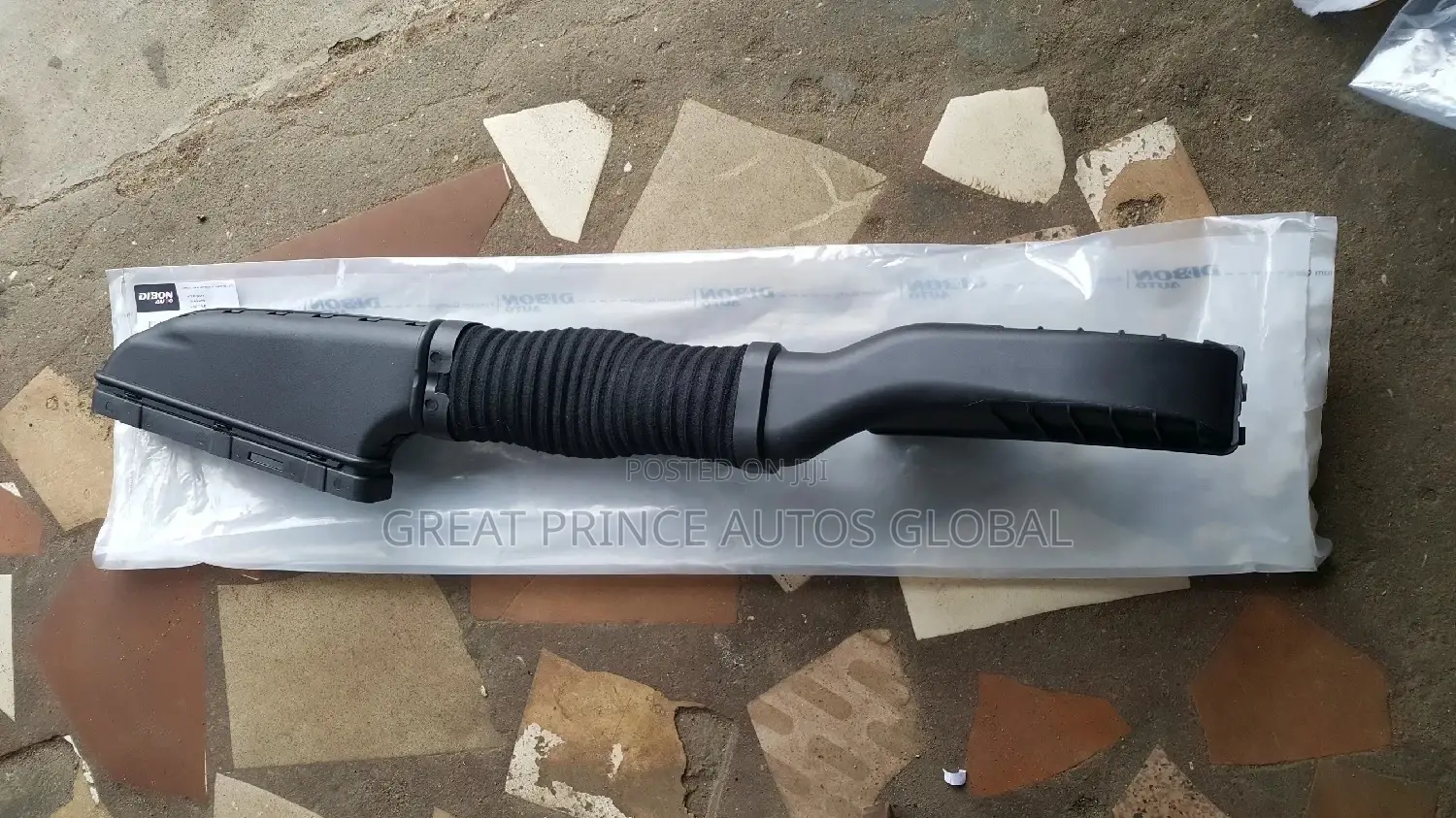 Engine Intake Air Hose 270 FOR CLA250