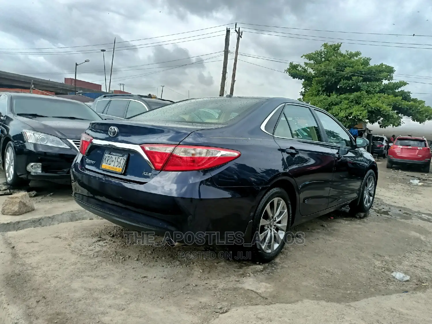 Toyota Camry 2016 Blue
