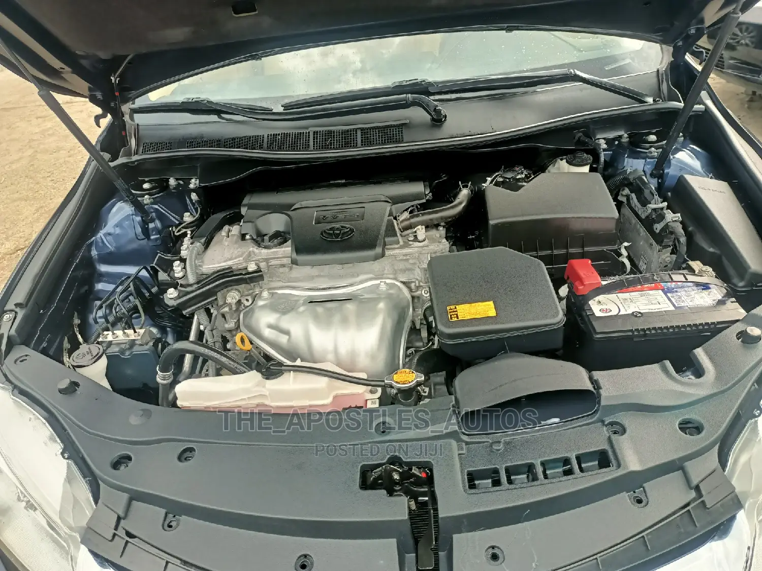 Toyota Camry 2016 Blue