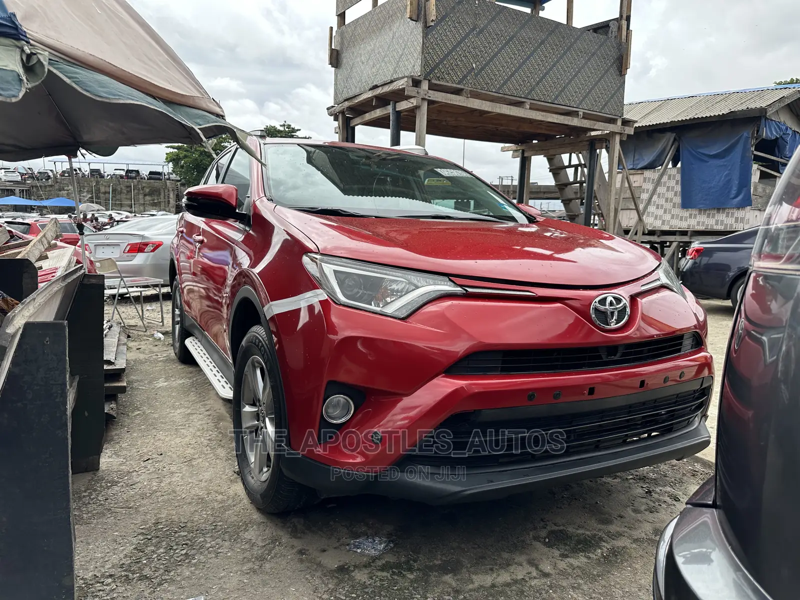 Toyota RAV4 XLE AWD (2.5L 4cyl 6A) 2016 Red