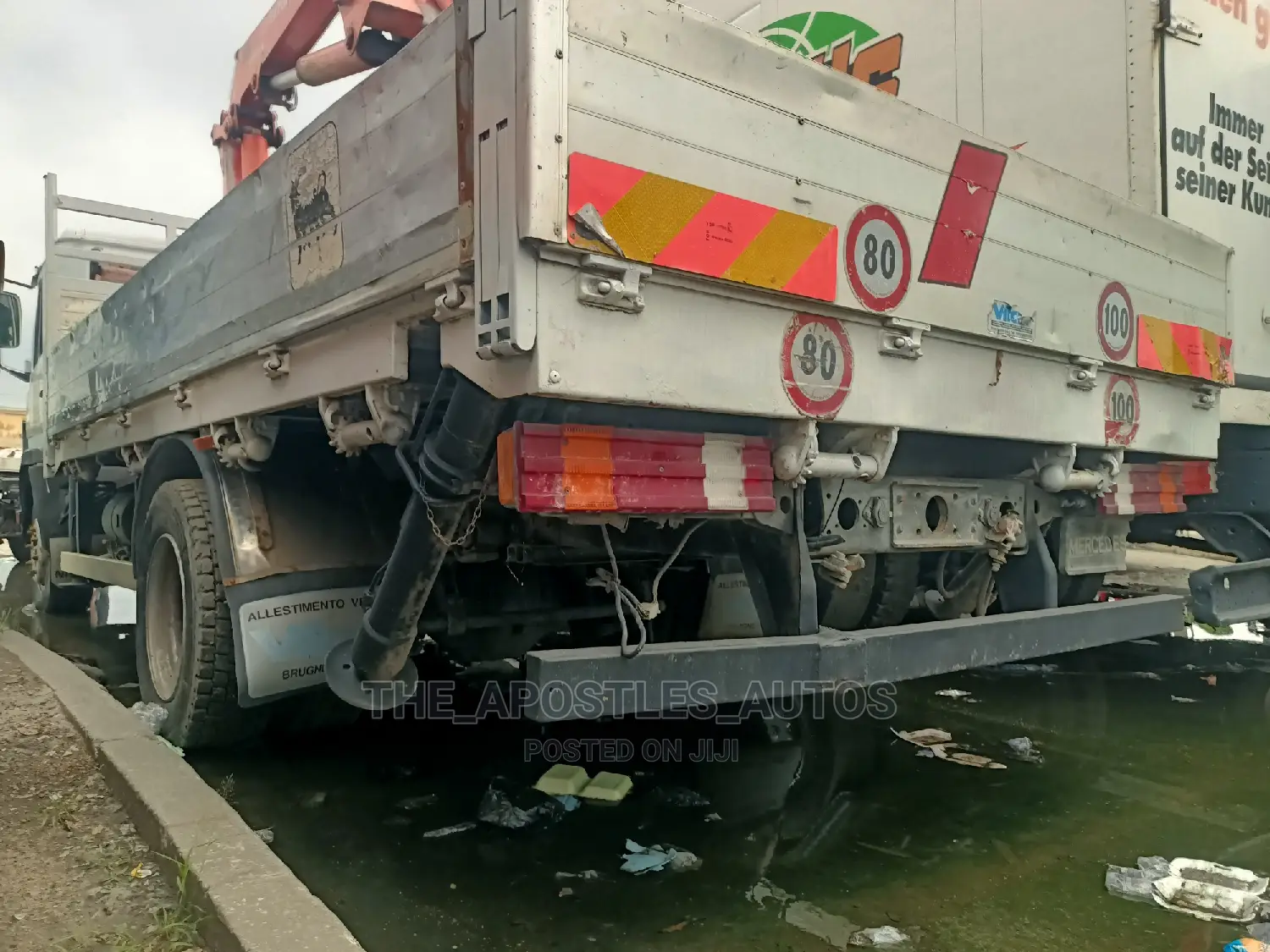 Mercedes Truck Hiab 5 Tonnes