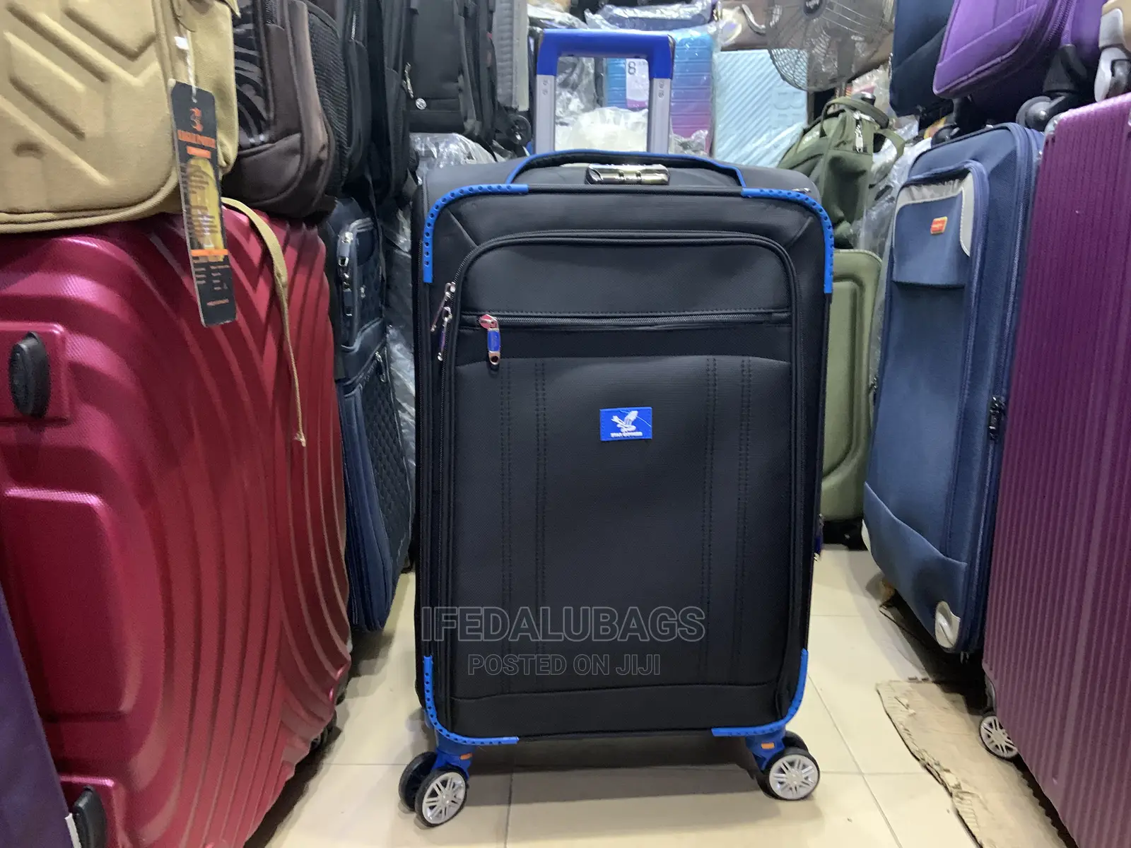 Medium Size Quality Star Express Traveling Box
