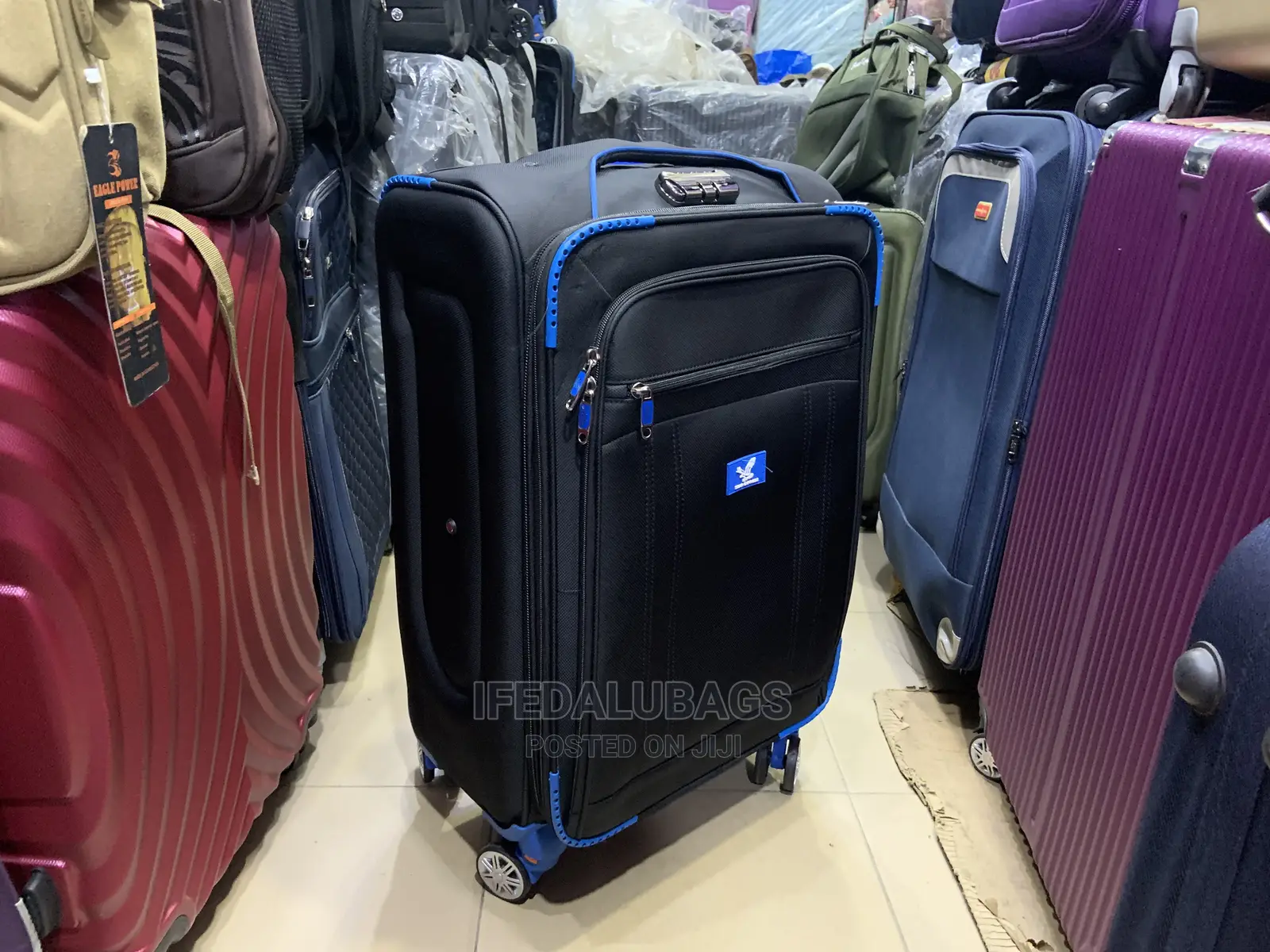 Medium Size Quality Star Express Traveling Box