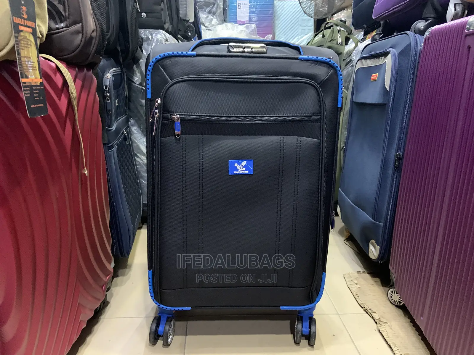 Medium Size Quality Star Express Traveling Box