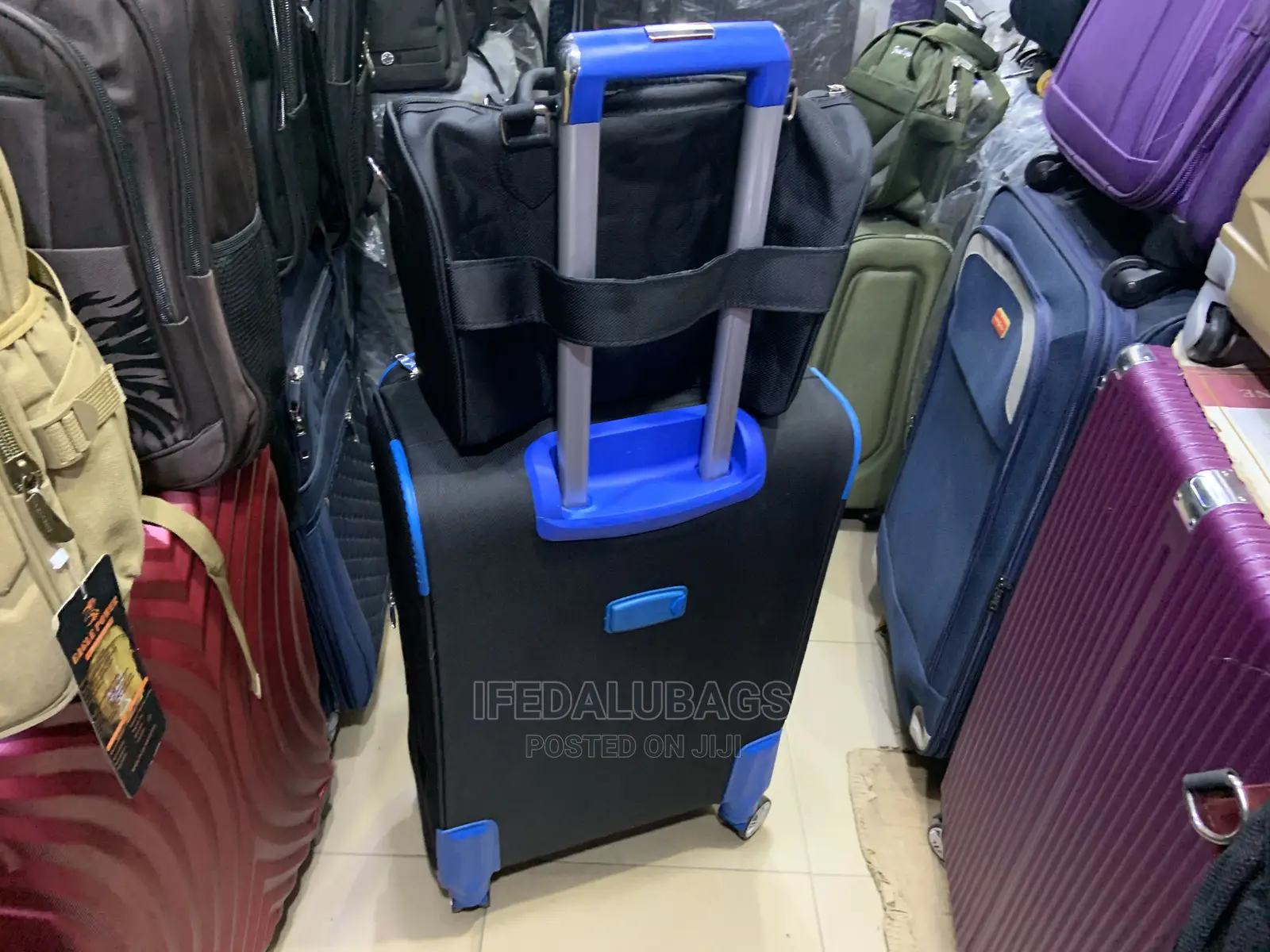Medium Size Quality Star Express Traveling Luggage With Kit