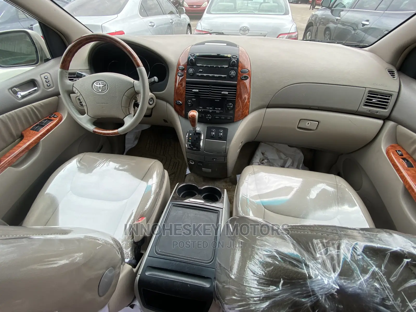 Toyota Sienna 2006 Gold