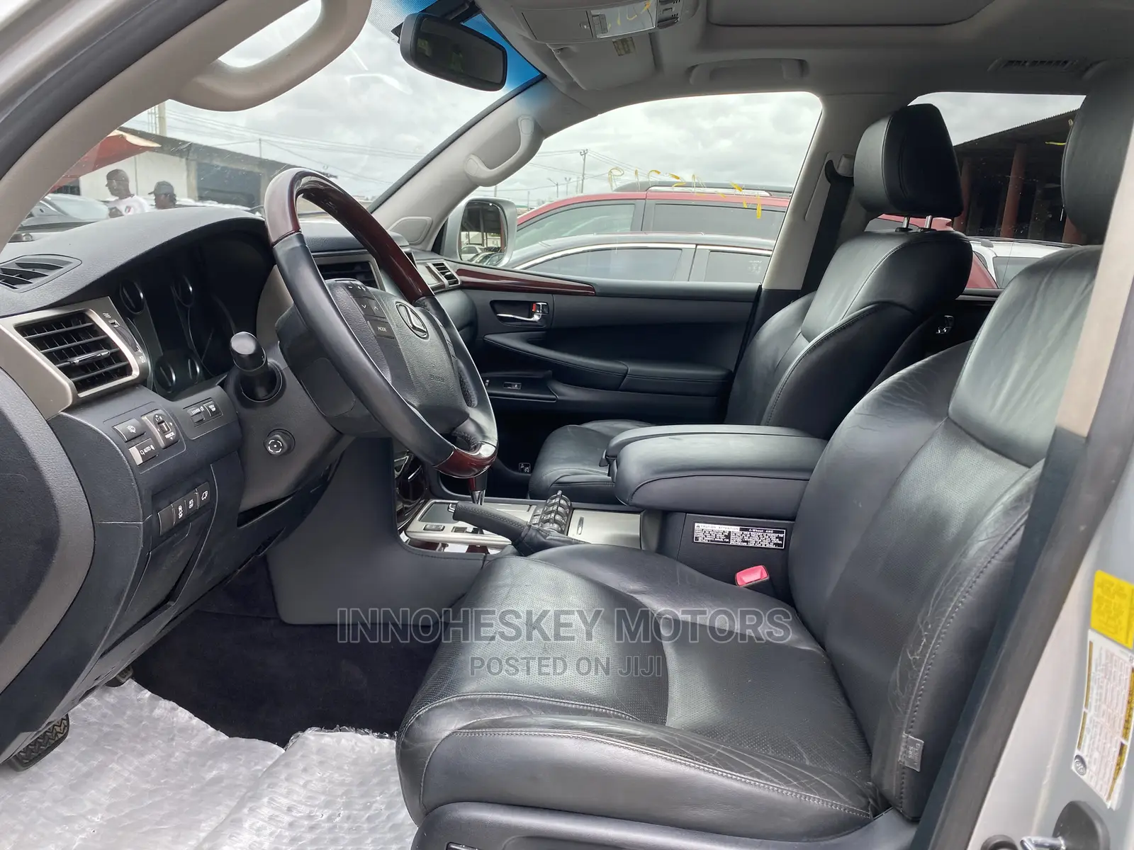 Lexus LX 570 AWD 2013 Silver