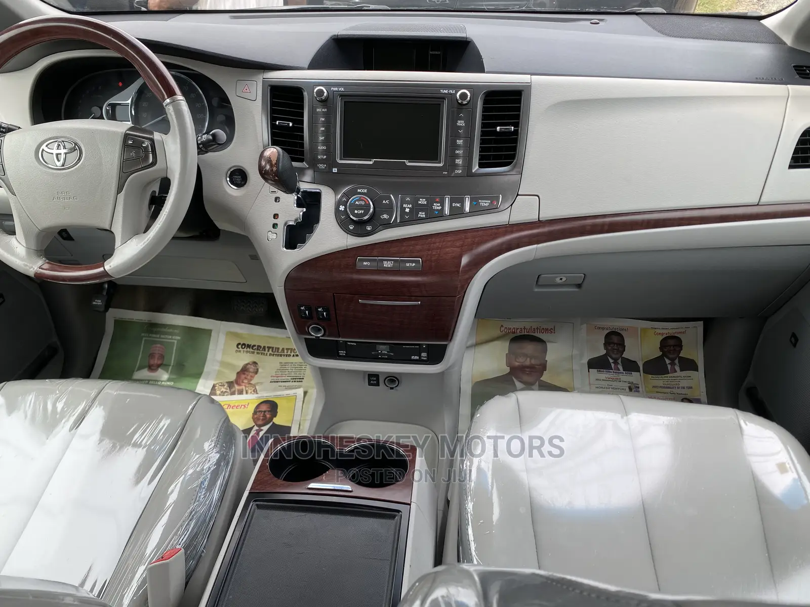 Toyota Sienna 2014 Black