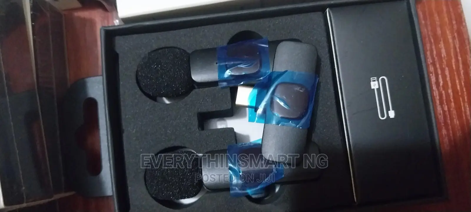 Wireless Mic for All Phones Types (Double)