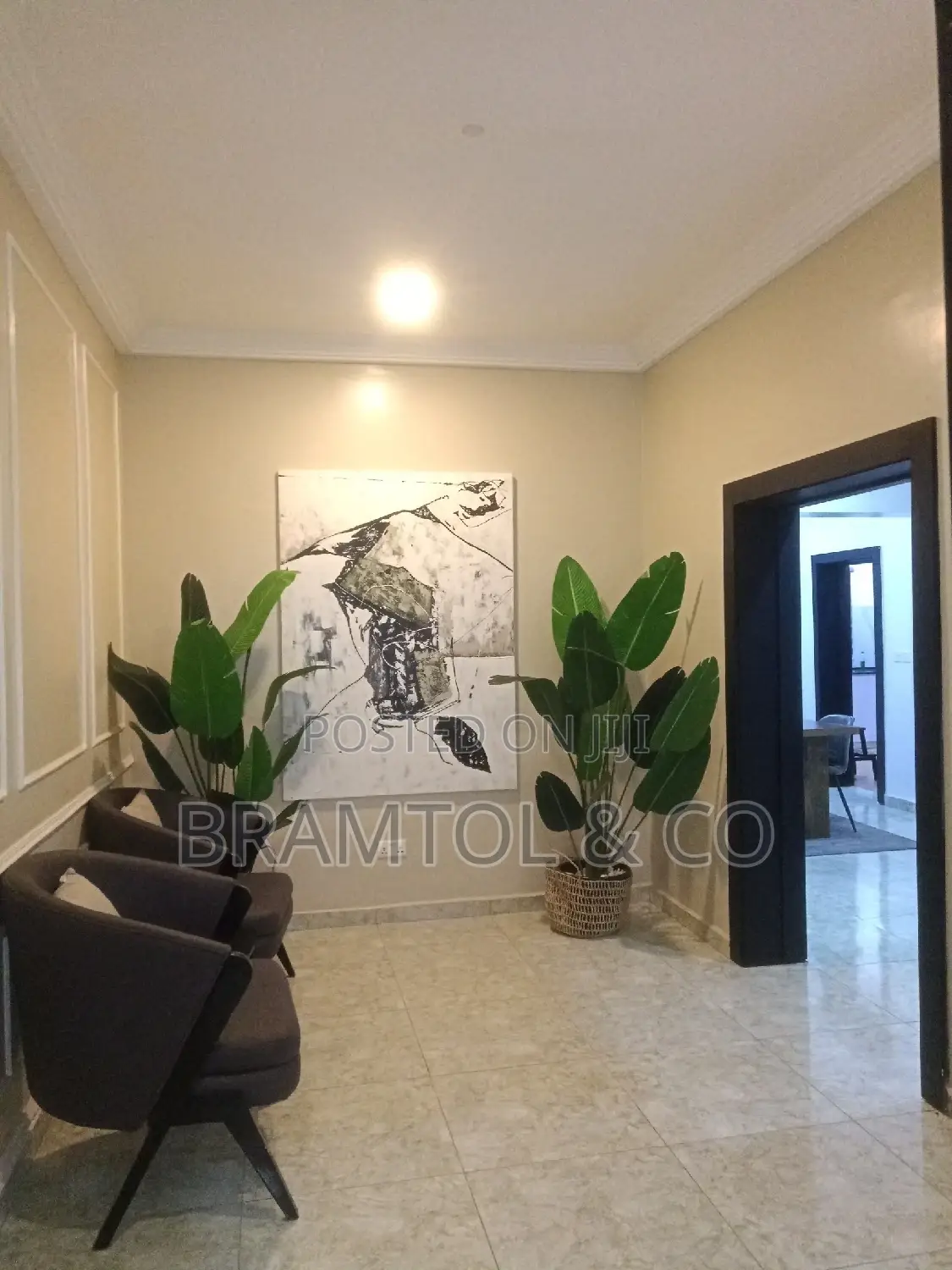 Furnished 3bdrm Block of Flats in Garki 2 for rent