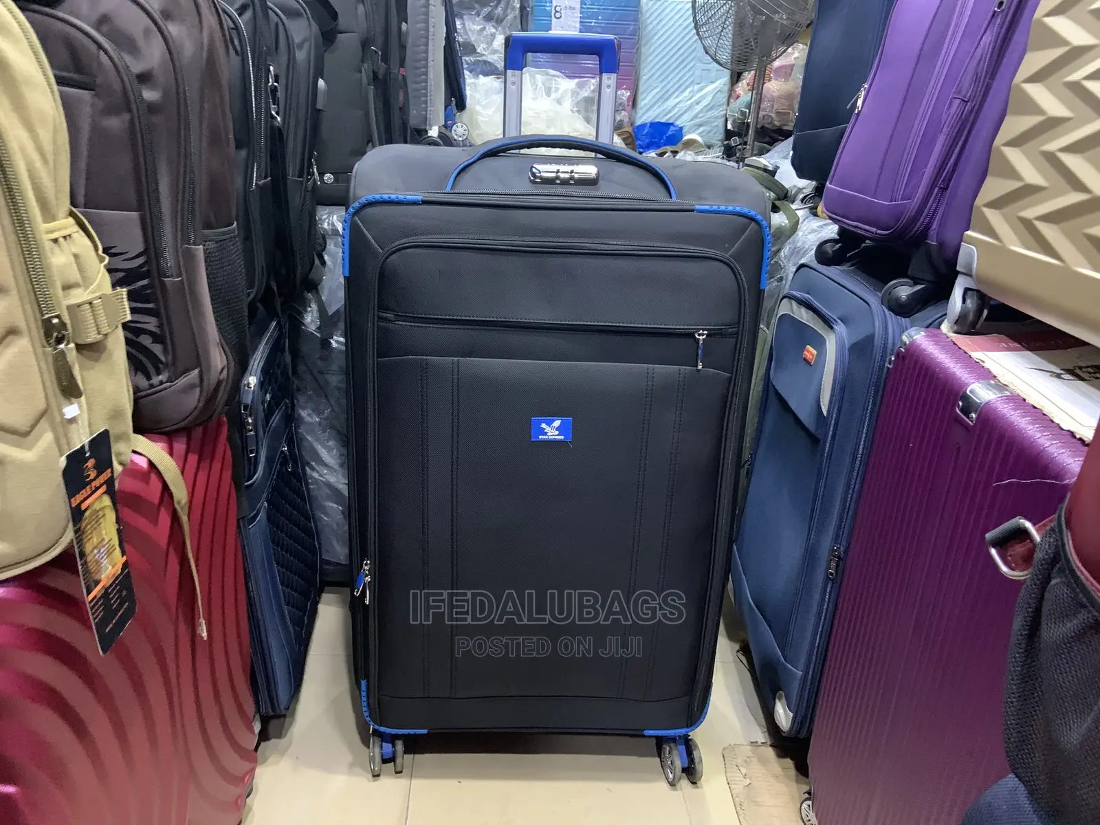 Biggest Size Light Weight Quality Traveling Luggage