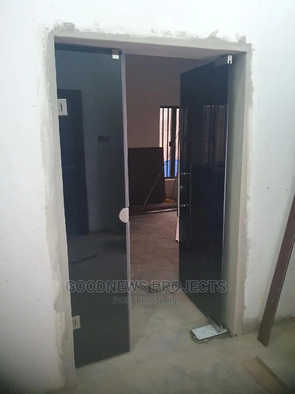 Frameless (Ante Room) Glass Door