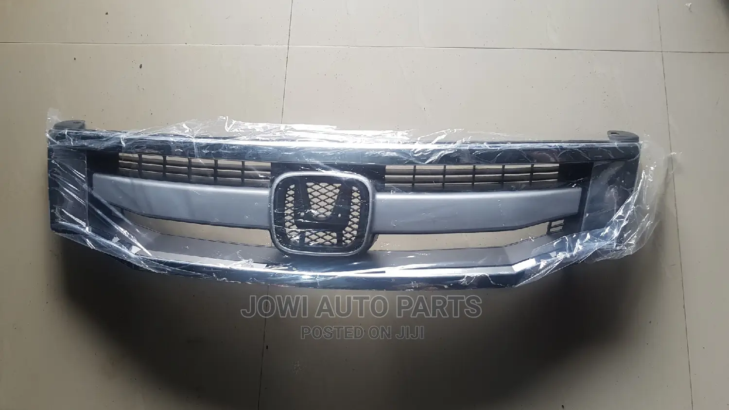 Fancy Grille 2008 Honda Accord